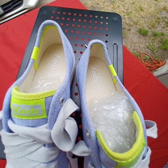 Keds Dream Foam Sneakers Women's Size 7.5 Color: blue. NEW - Picture 14 of 16